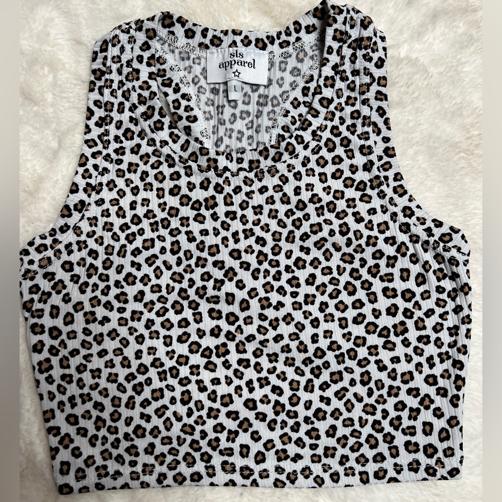 sls apparel crop top